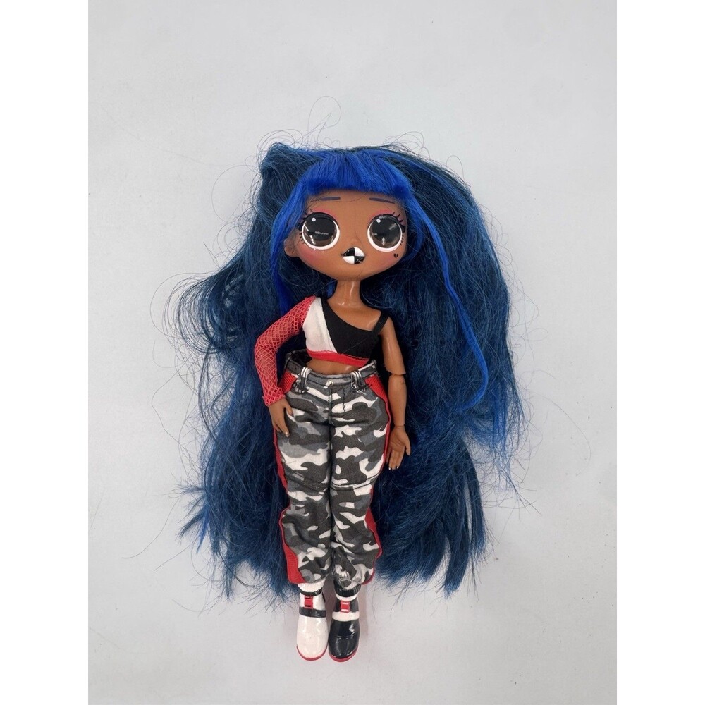 MGA - LOL Surprise! OMG - Downtown BB Girl Doll - Blue Hair, Checkered Lips